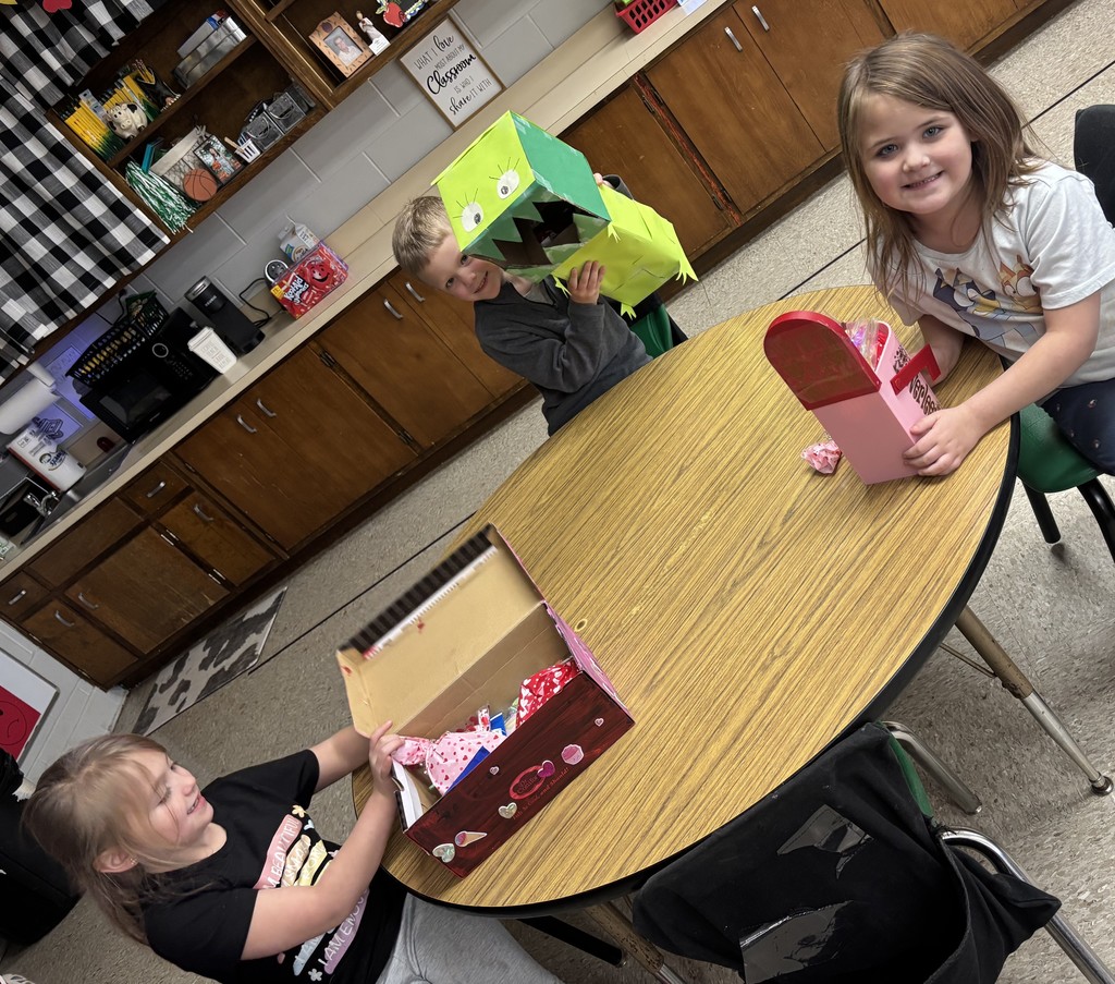 Kindergarten Valentine Boxes 