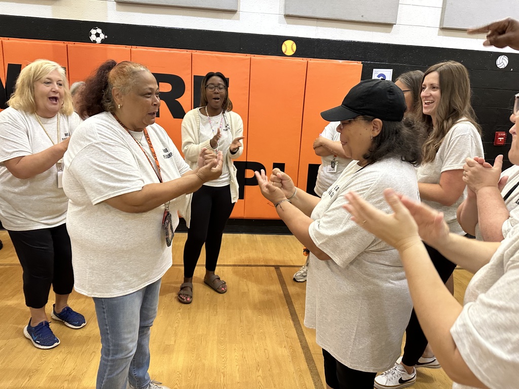 Rock, paper, scissors competition