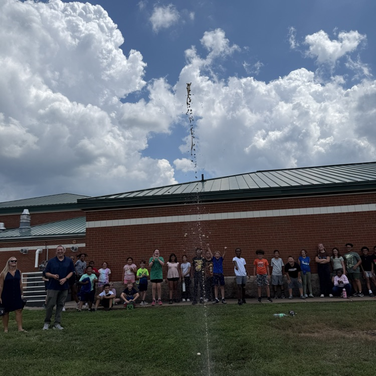AGR fifth graders today experience the annual Mentos and Coke experiment to go along with their studies on the scientific method!