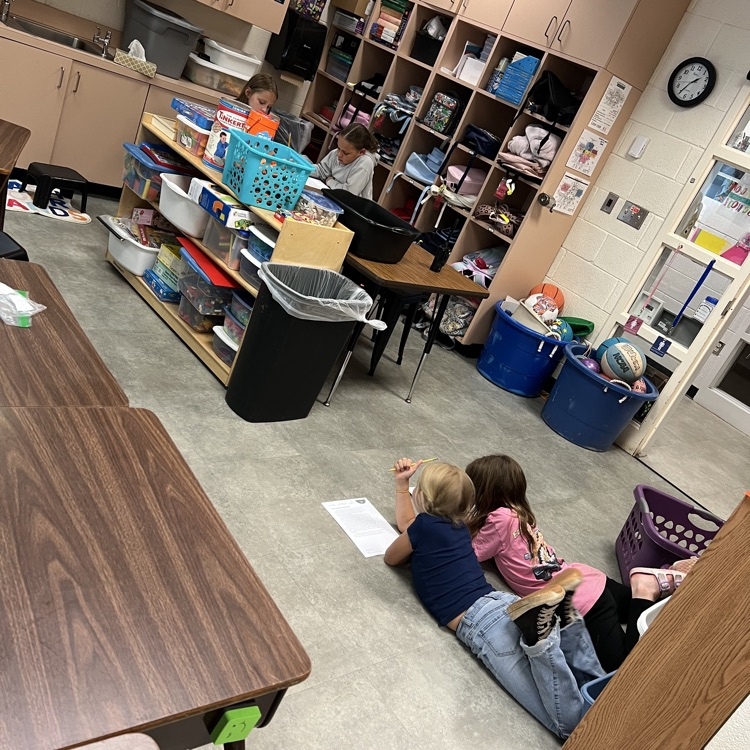 This week, Mrs. McFarland's 3rd graders began learning a new strategy for fluency practice. Students worked in pairs and helped each other with words they found challenging. We can't wait to use this fluency reading practice every day!