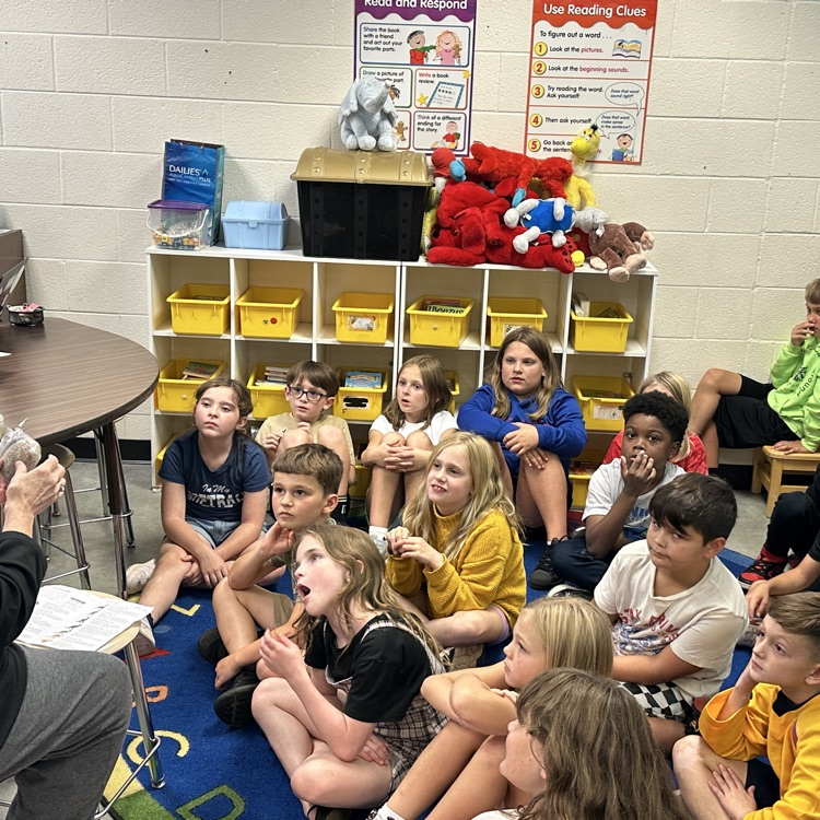 Mrs. Loy visited Mrs. McFarland's 3rd grade class today to talk to them about dinosaurs! Did you know that a T-Rex eats 500 pounds of meat in one bite?