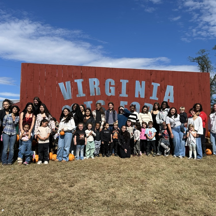 Early Childhood Education II students and Little Blues Preschool had a great time at Round Hill Farm and pumpkin patch. #BetterEveryDay #BDP #ForksUp