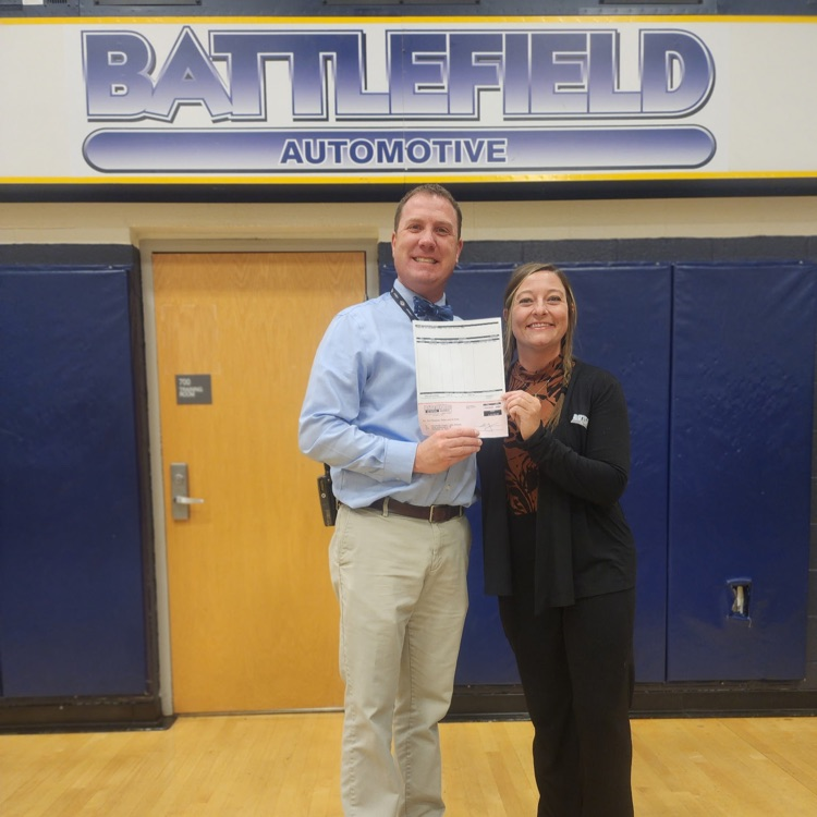 Thank you to Battlefield Automotive for their continued support of Culpeper County High School! They made a donation of $10,000. 