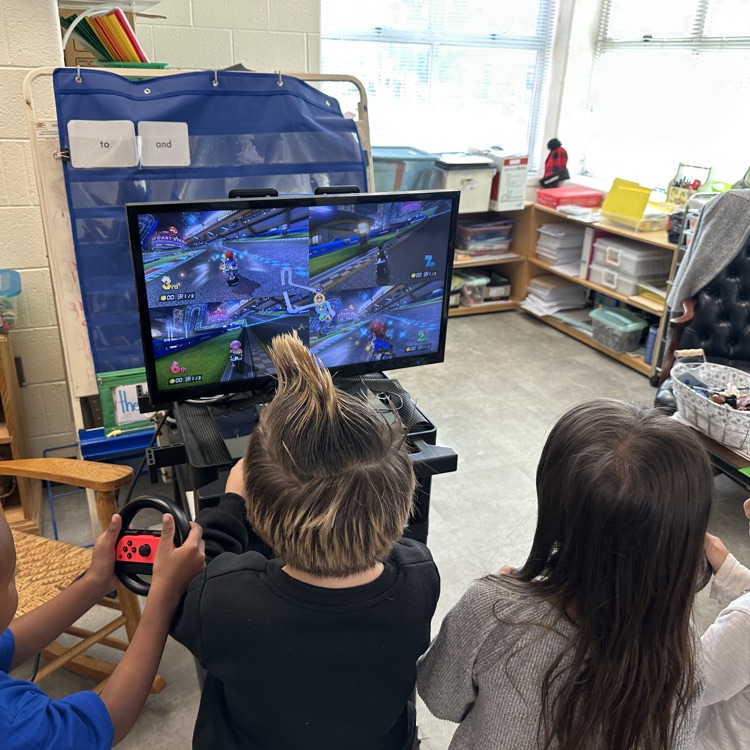 Kindergarteners in Mrs. Goff's class earned a prize of Esports (Mario Kart) due to efforts with the recent fun run! Great job!!