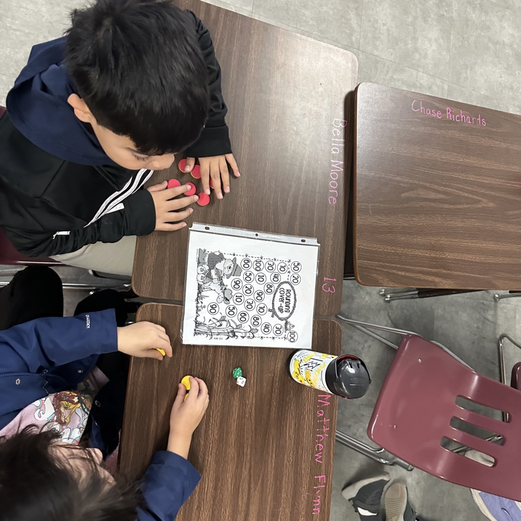 Mrs. Whites 2nd graders played a rounding game today and showed off what they've learned recently in class.