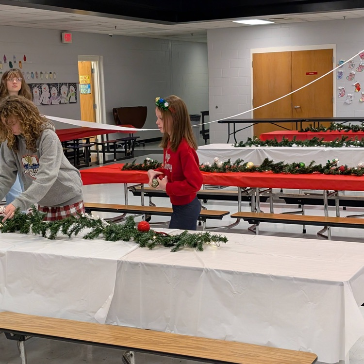 Friday's snow day certainly got everyone on the holiday spirit - but it didn't stop our amazing PAC team from getting the Santa Breakfast ready!