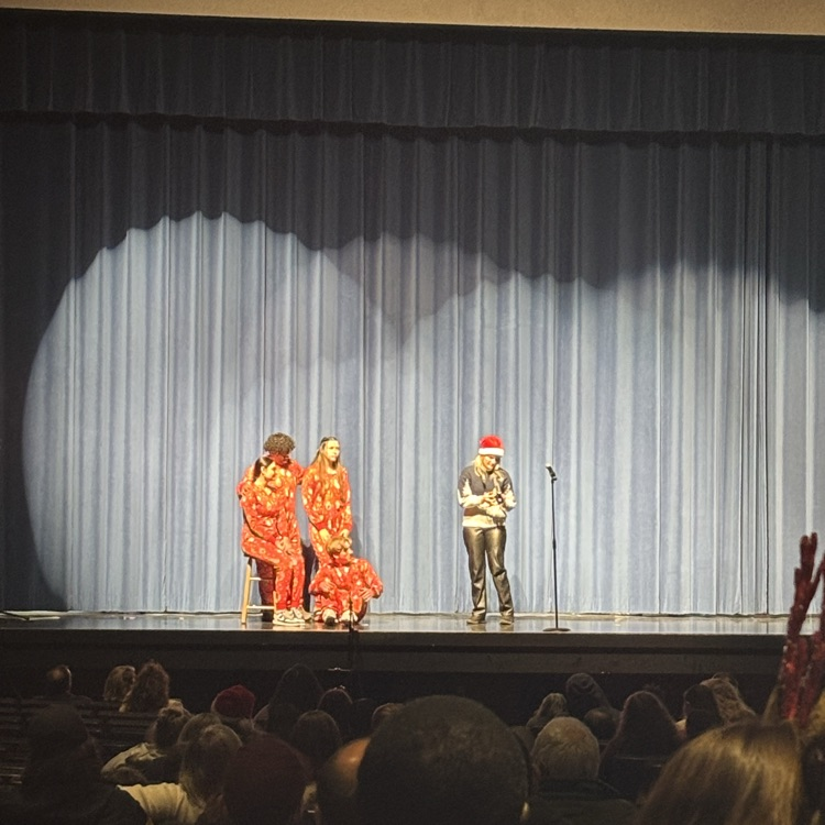 The CCHS fine arts Winter Spectacular kicked off with a show by our theater students. 