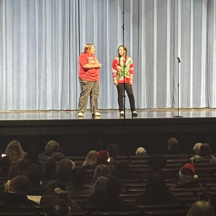 The CCHS fine arts Winter Spectacular kicked off with a show by our theater students. 