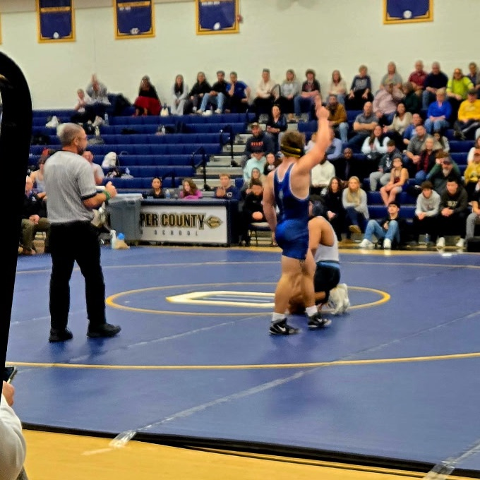 Another huge win vs the crosstown school. The Blue Devils Boys Wrestling Team beat EV 37-36! Great team effort. #BDP #ForksUp #BetterEveryDay