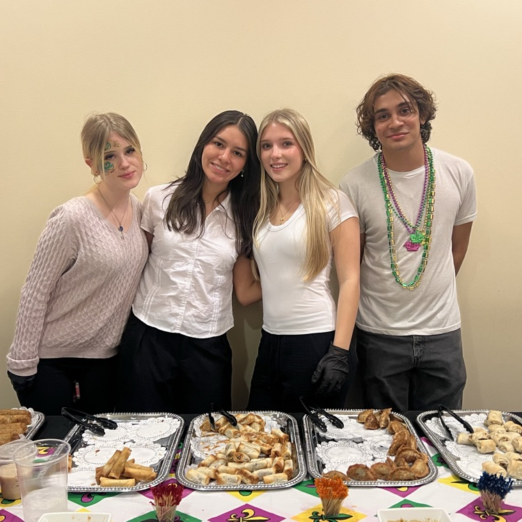 Last night Makayla Nevin, Avery Rodgers, and Mrs. Harper volunteered at the Mardi Gras night fundraiser for SAFE, an organization against domestic violence. #BDP #BetterEveryDay