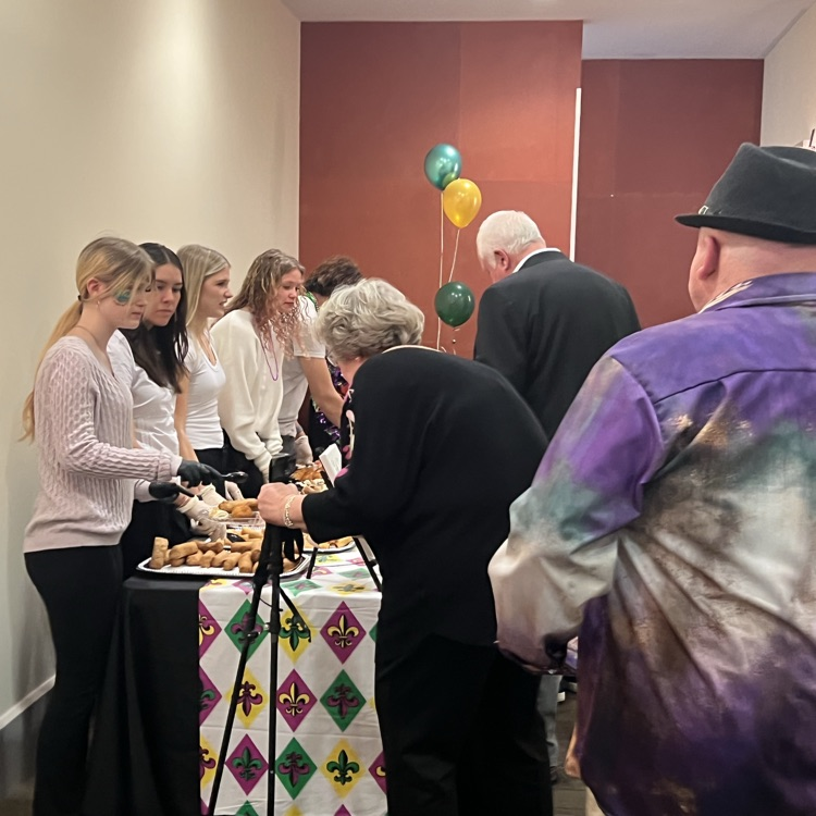 Last night Makayla Nevin, Avery Rodgers, and Mrs. Harper volunteered at the Mardi Gras night fundraiser for SAFE, an organization against domestic violence. #BDP #BetterEveryDay