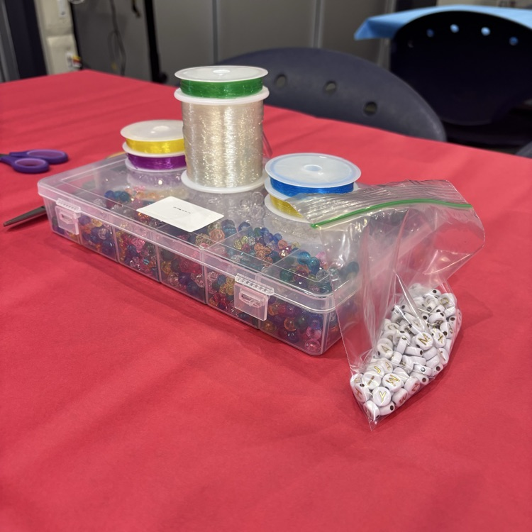 Daddy-Daughter Night is TONIGHT! 7-8pm. FREE! Enter at the main office doors.