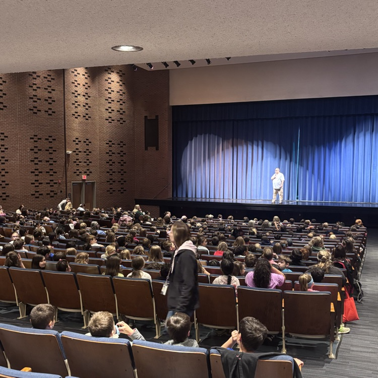 elementary students in the auditorium 