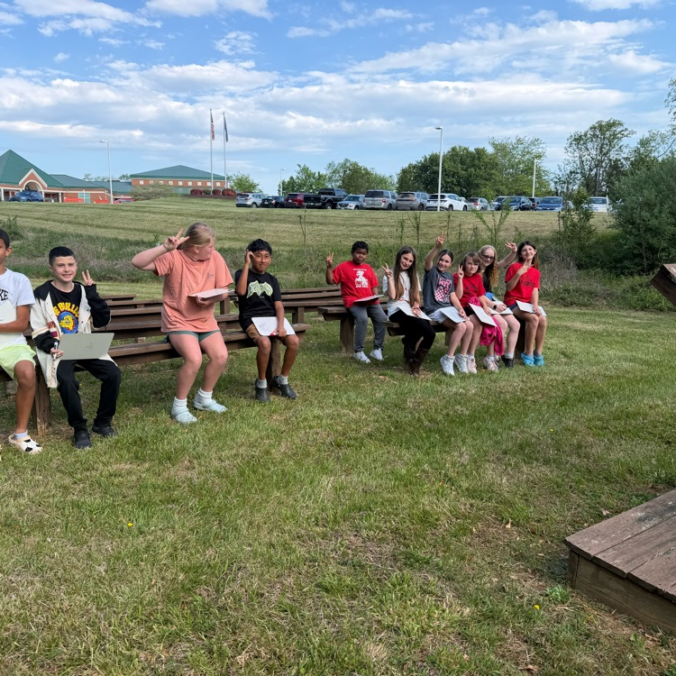 Students got to enjoy prepping for the Reading SOL at the outdoor classroom today as a reward for putting in AWESOME effort on their IRW SOL on Tuesday!