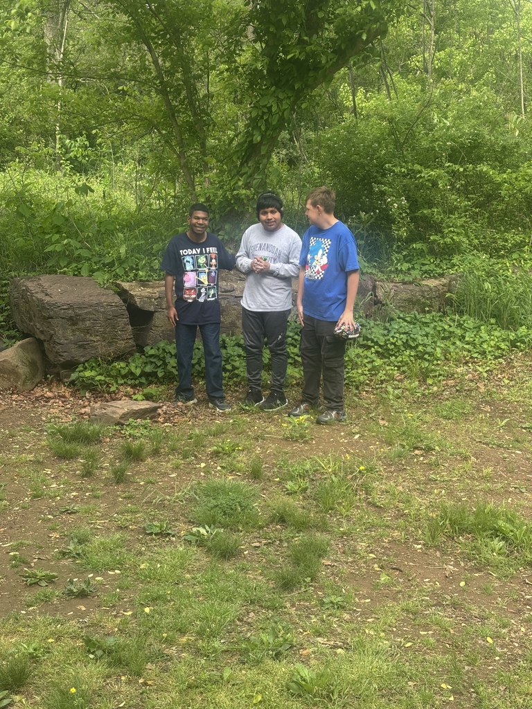 Mrs. Hutcherson's class enjoyed exploring the community resources available and participating in leisure activities during their trip to Lenn Park  last week. #BDP #BetterEveryDay #ForksUp
