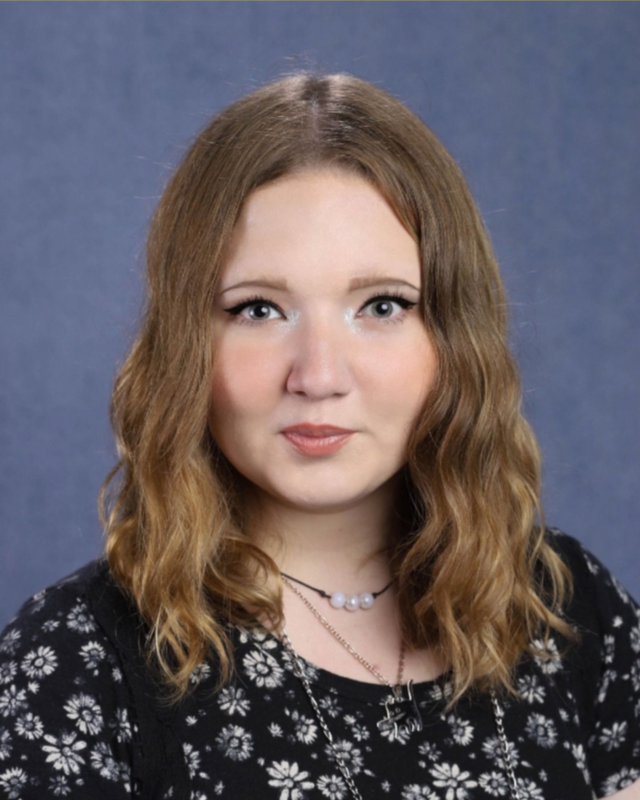 headshot of Ryleigh Corbin