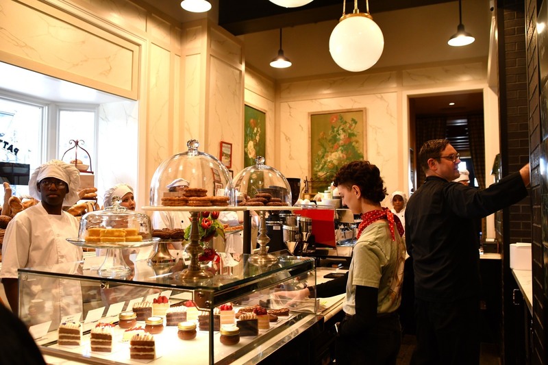 culinary students in bakery