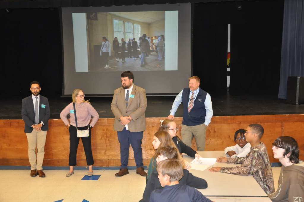 Repersentatives speak at the middle school