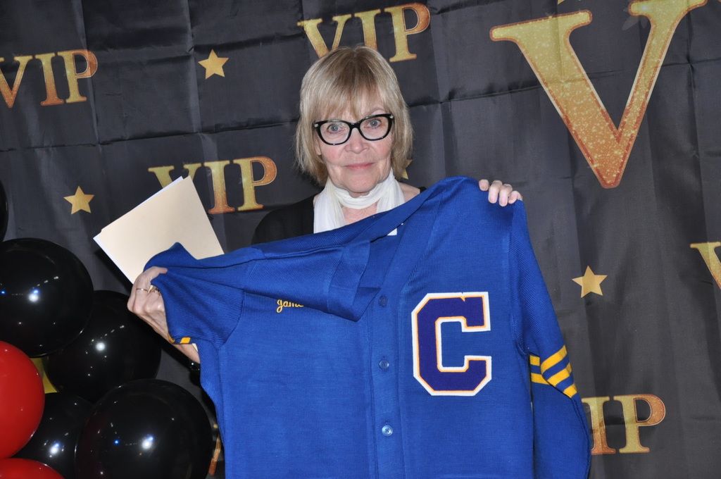 Jamerson receives sweater