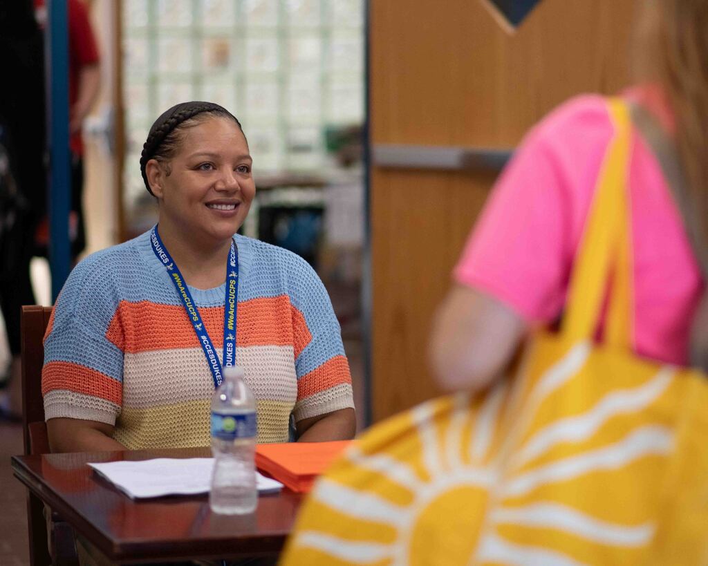 Elementary parents and students met with teachers.