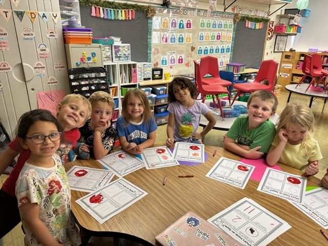 Students are completing apple projects. 