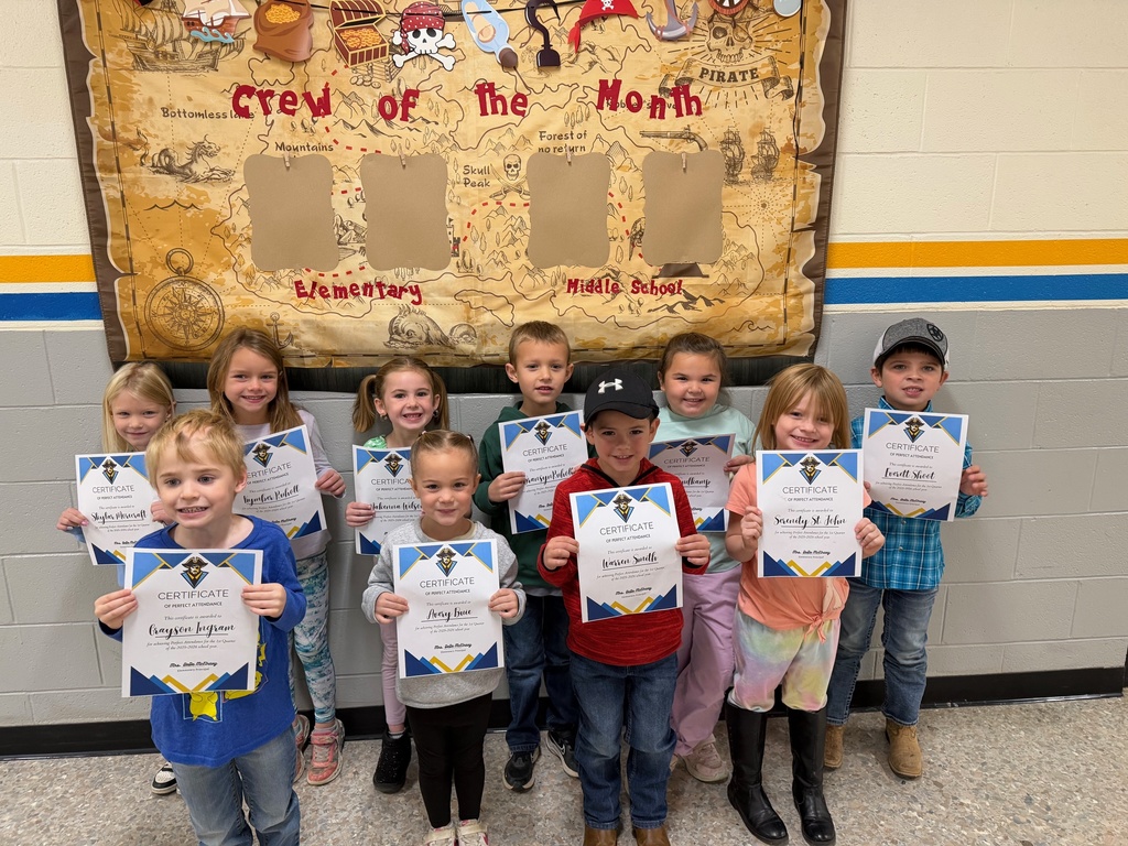 A class photo of the students who had perfect attendance.