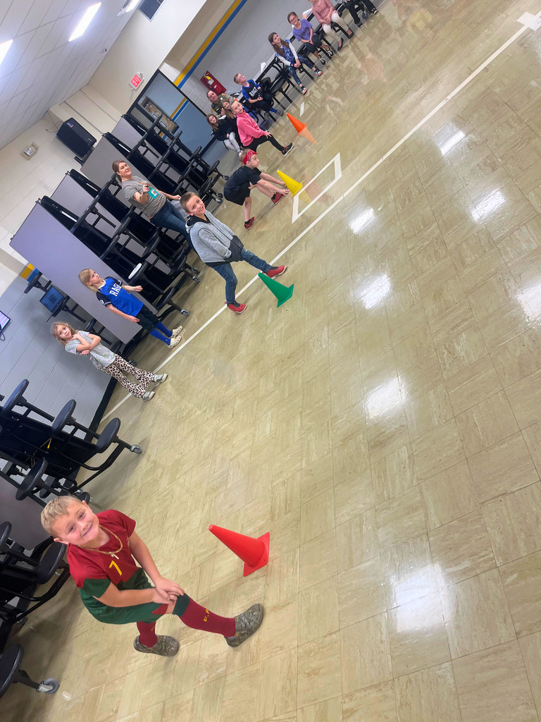 St;udents are racing in an Olympic event. 