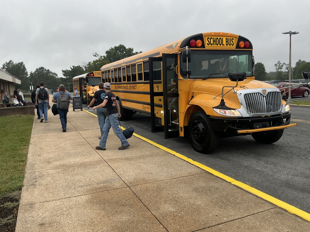 am-first day student arrival 25-26 school year buses