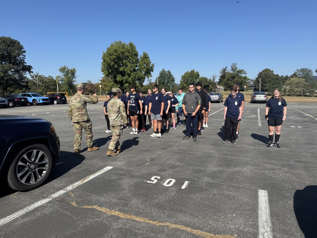 students conduct PT with Army Reserves