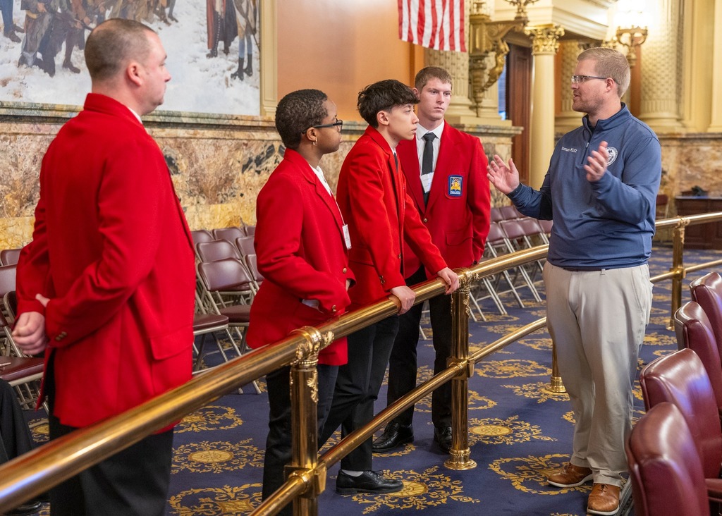 rep thomas kutz and skill usa officers