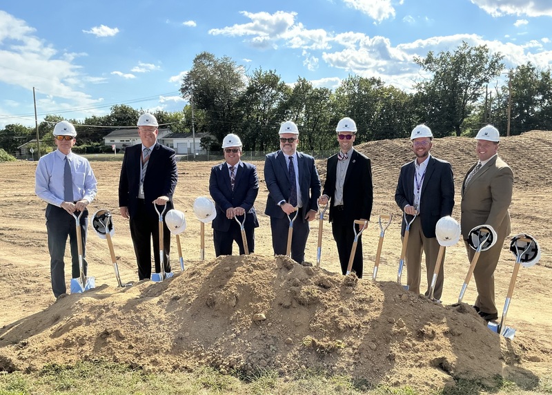 groundbreaking4