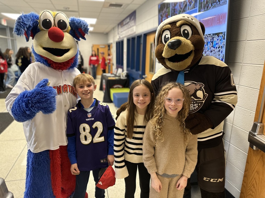 Hampden Elementary Read Across America Day