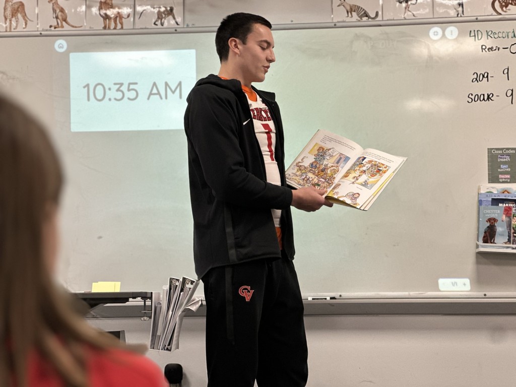 Hampden Elementary Read Across America Day