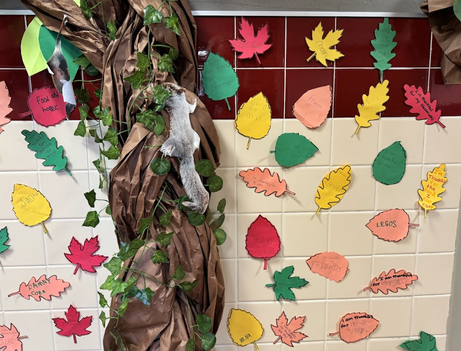 Paper tree with paper squirrel