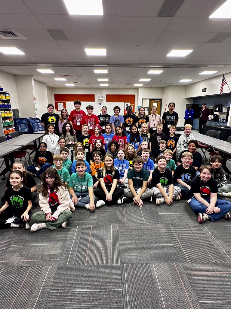 House Leaders from Winding Creek and Middlesex Elementary participate in a morning of House Leaders collaboration.