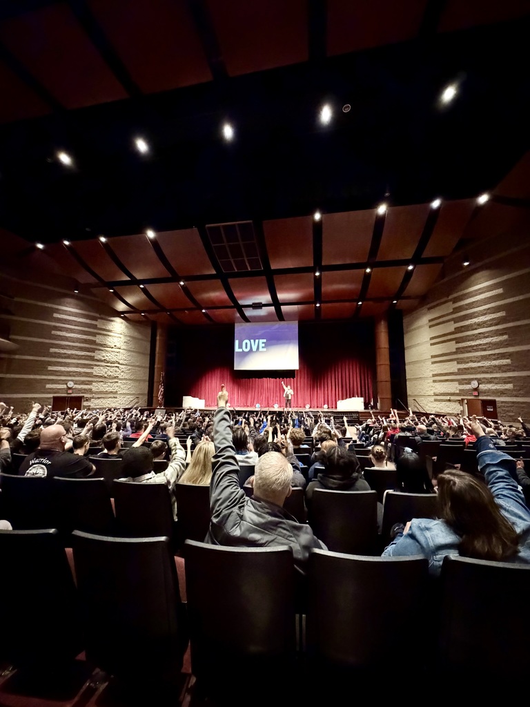 Students and teachers give the thumbs up during the keynote speech at the 2026 Jostens Renaissance "Fight Forward" Leadership Conferece.