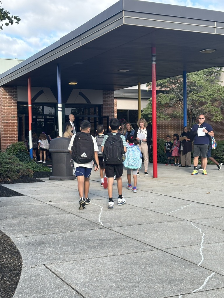 Students walking into school