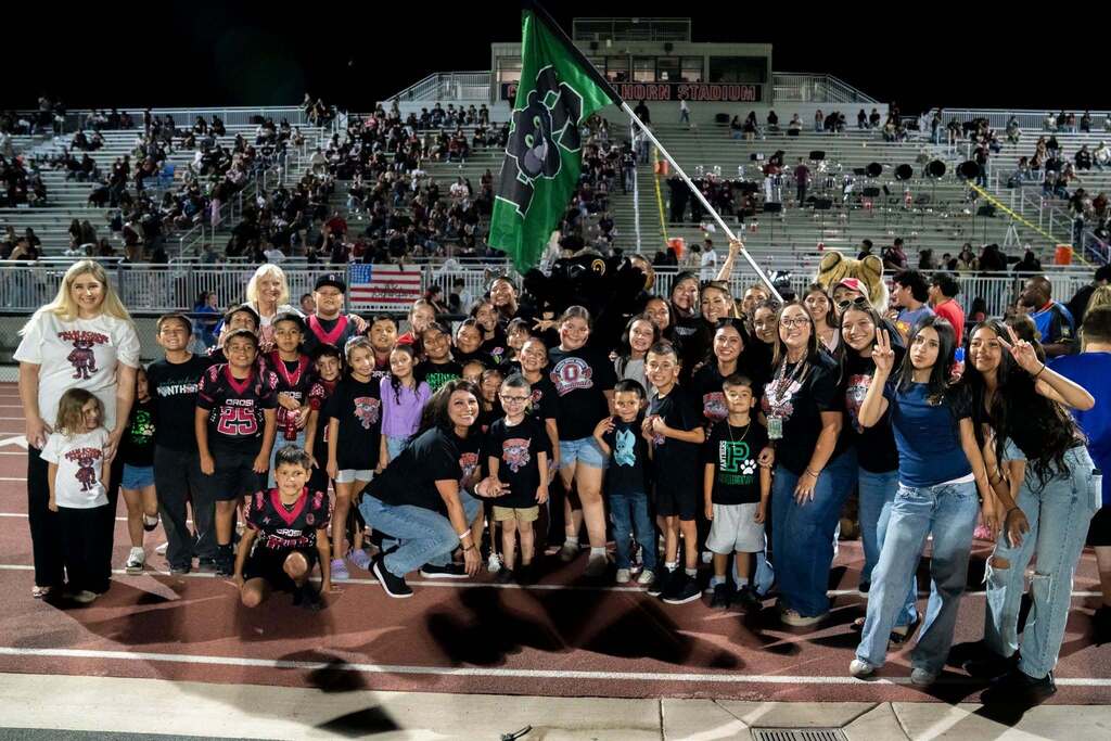palm students and staff after mascot race