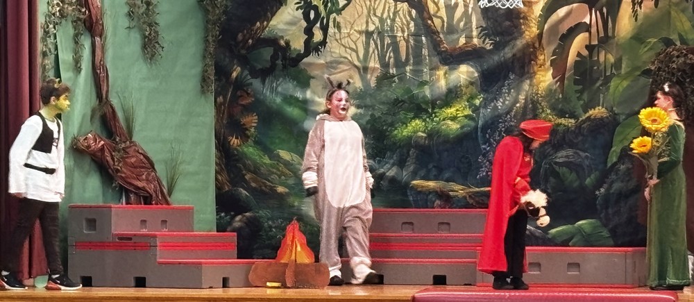 Students perform "Shrek The Musical -- Kids"