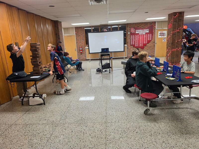 Cuyahoga Heights Middle School Students Celebrate Fall with the Pack Dance