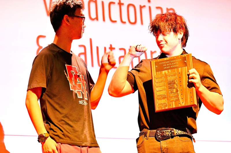 Salutatorian Tristan Li (left) and Valedictorian Christian Kummerlennd  Valedictorian 