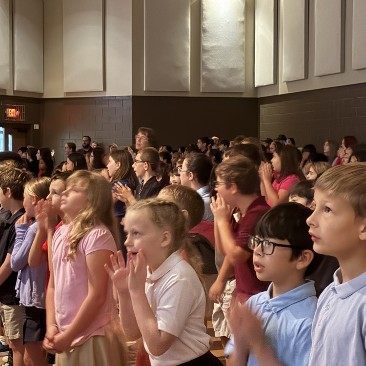 students worshiping in chapel