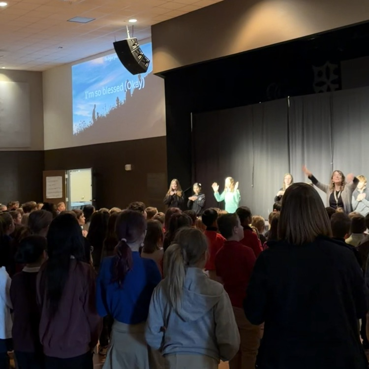 students worshiping in chapel