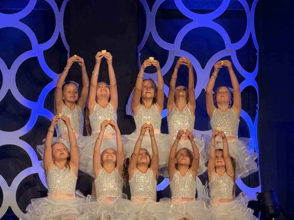 students participating in Cypress dance recital
