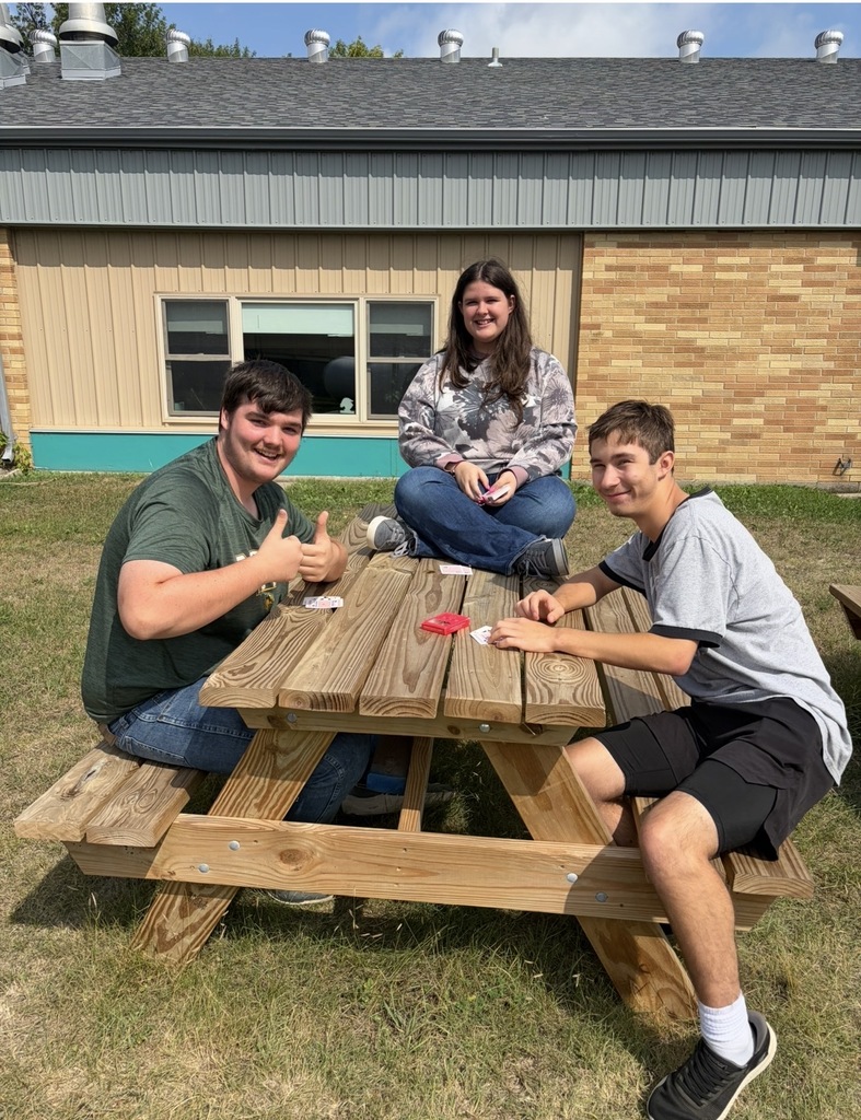 picnic table