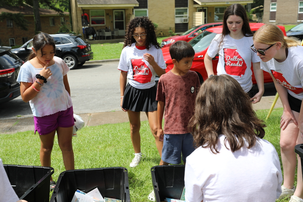 The DaltonReads! giveaway last week was a blast — thank you to everyone who came out and made it special! We loved sharing the joy of reading with you.