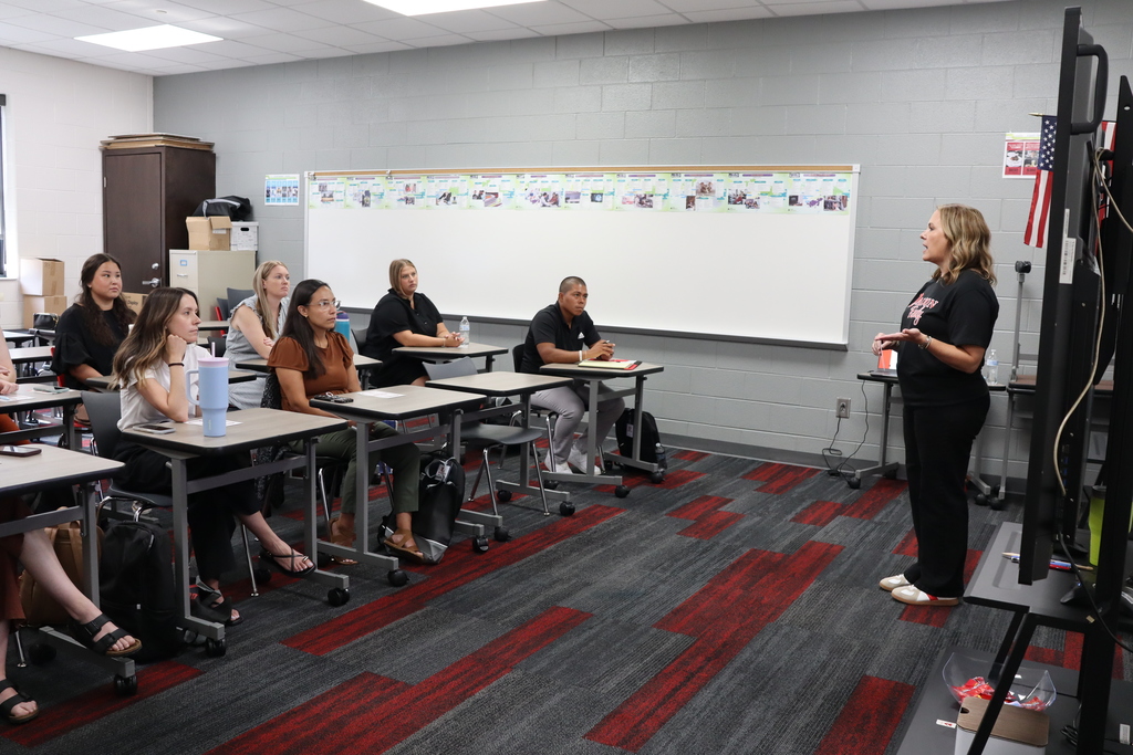 This week we were thrilled to welcome our newest team members at New Employee Induction! These outstanding educators and staff are bringing passion, energy, and fresh ideas to Dalton Public Schools.  With a shared commitment to championing education, they are ready to inspire, support, and empower our students throughout the upcoming school year. Let’s give them a warm DPS welcome!