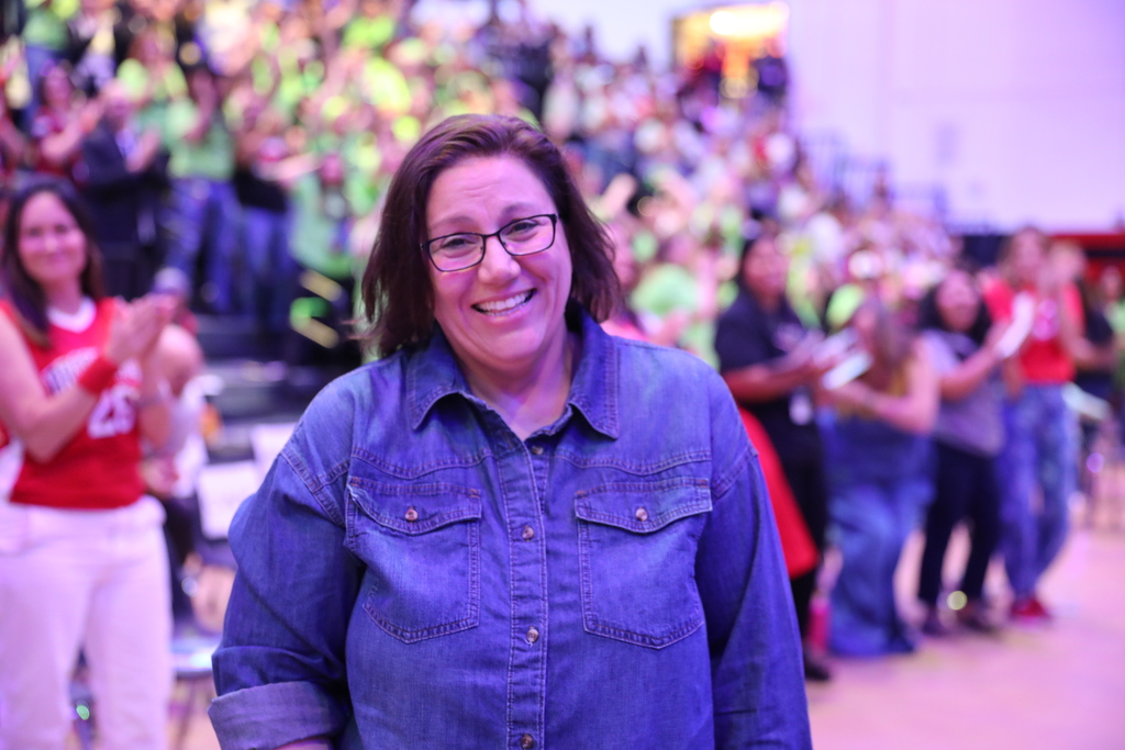 NICOLE GILLISPIE NAMED 2025 DALTON PUBLIC SCHOOLS TEACHER OF THE YEAR
