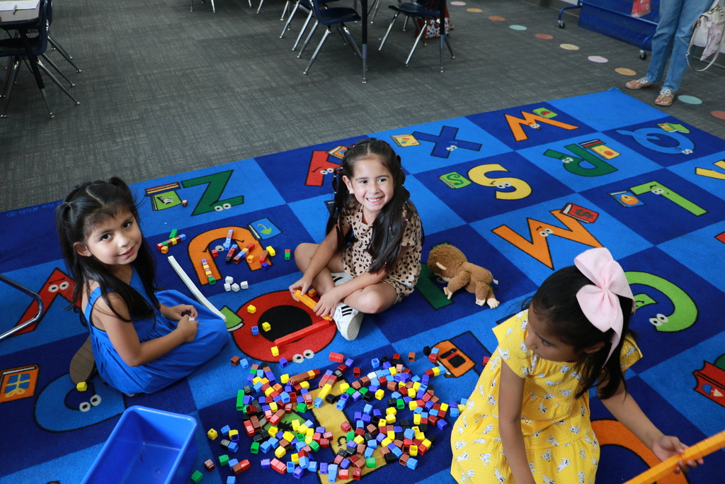 We were thrilled to welcome everyone to our schools today for orientation! Seeing our students and families back in the buildings brought so much excitement and energy. We can't wait to kick off a spectacular school year together—see you in class tomorrow! 