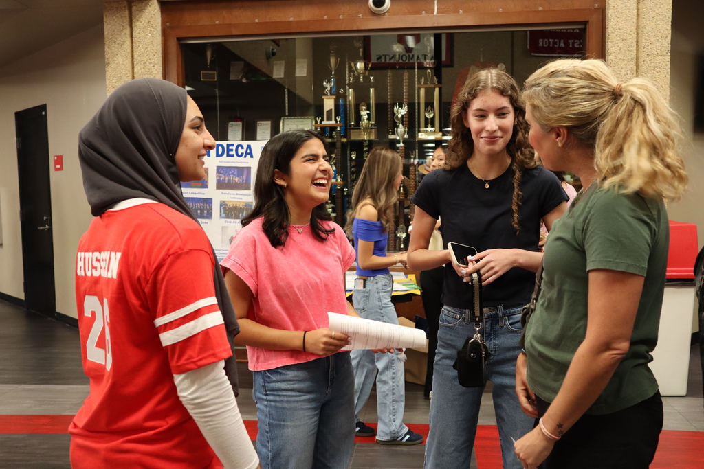 We were thrilled to welcome everyone to our schools today for orientation! Seeing our students and families back in the buildings brought so much excitement and energy. We can't wait to kick off a spectacular school year together—see you in class tomorrow! 